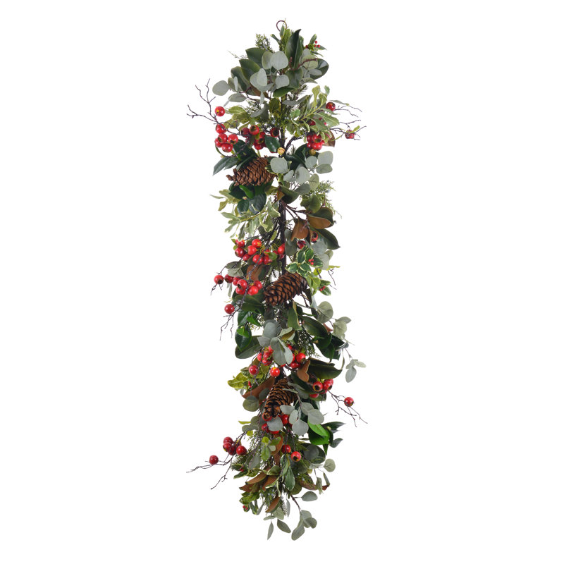 HOLIDAY DELUXE GARLAND