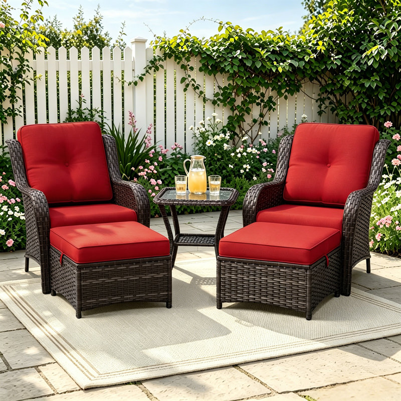 Ensemble de patio en osier 5 pièces 5 pièces, 2 chaises, 2 repose-pieds et table d'appoint avec coussins rouges, Red