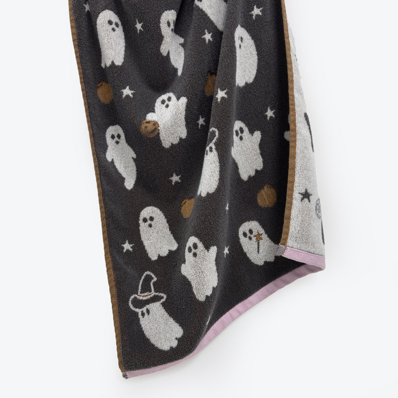 Ghosts Halloween Hand Towels 2pc Set