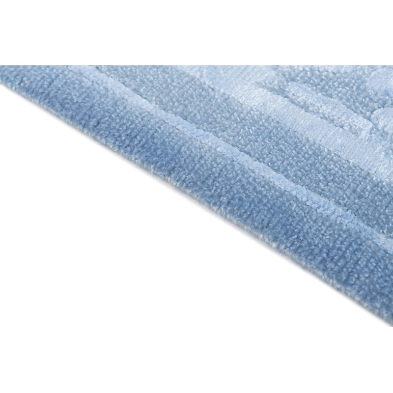 Tapis bleu Howard