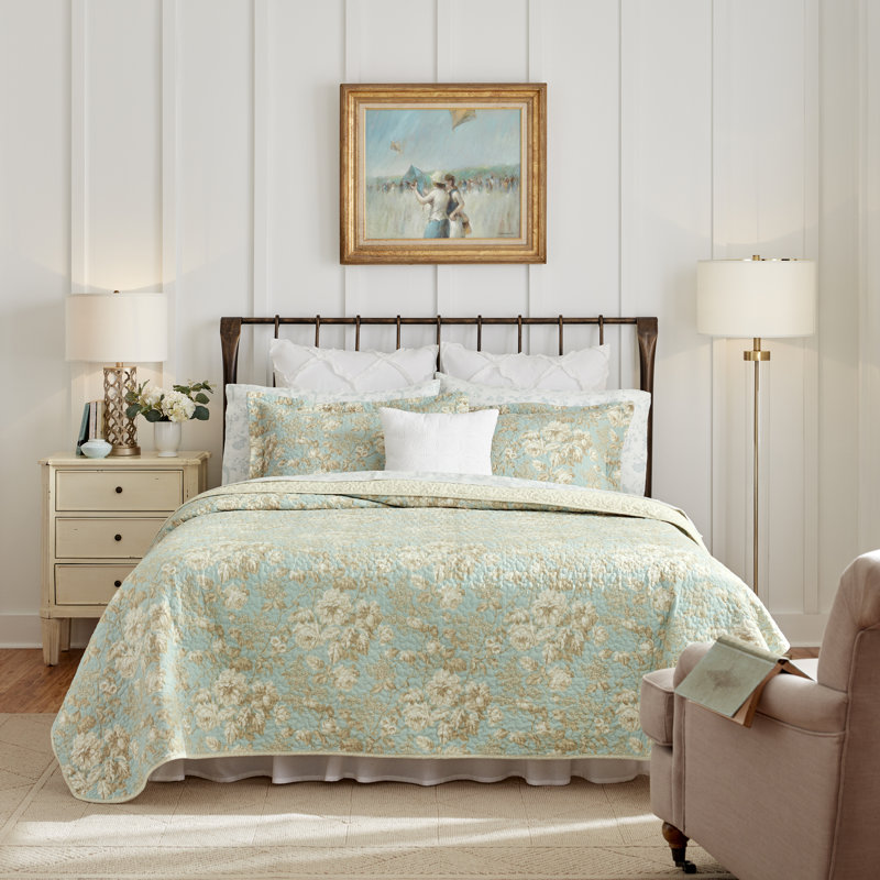 Laura Ashley Brompton Green Reversible Cotton Quilt Set, Full/Queen Quilt + 2 Standard Shams