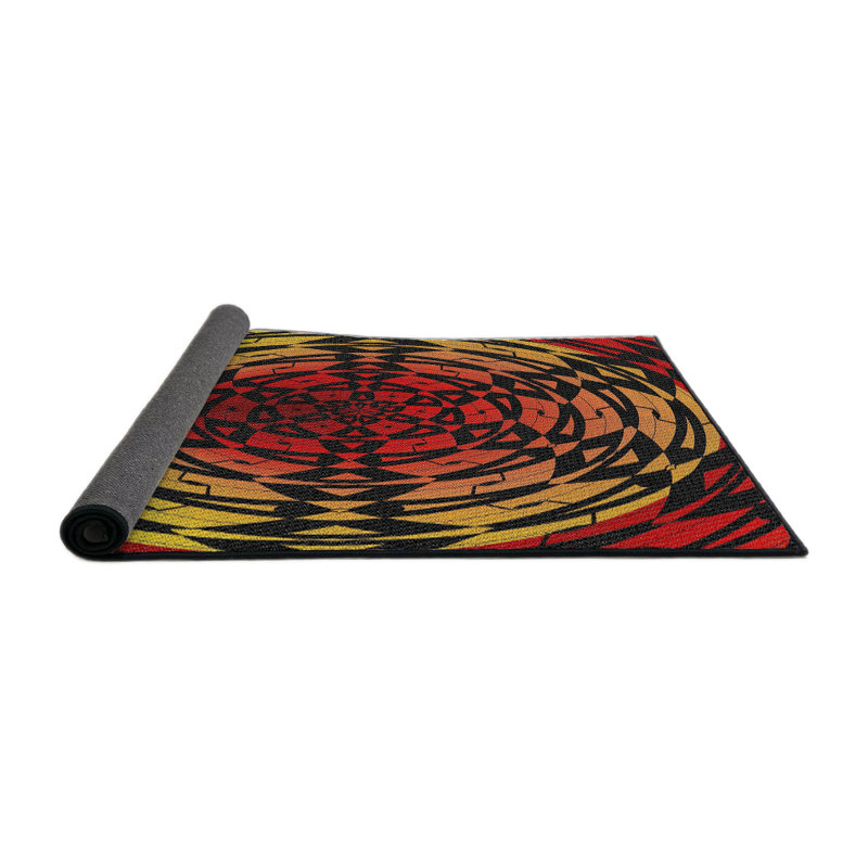 Tapis noir/rouge/jaune à motifs, Rond 6 pi