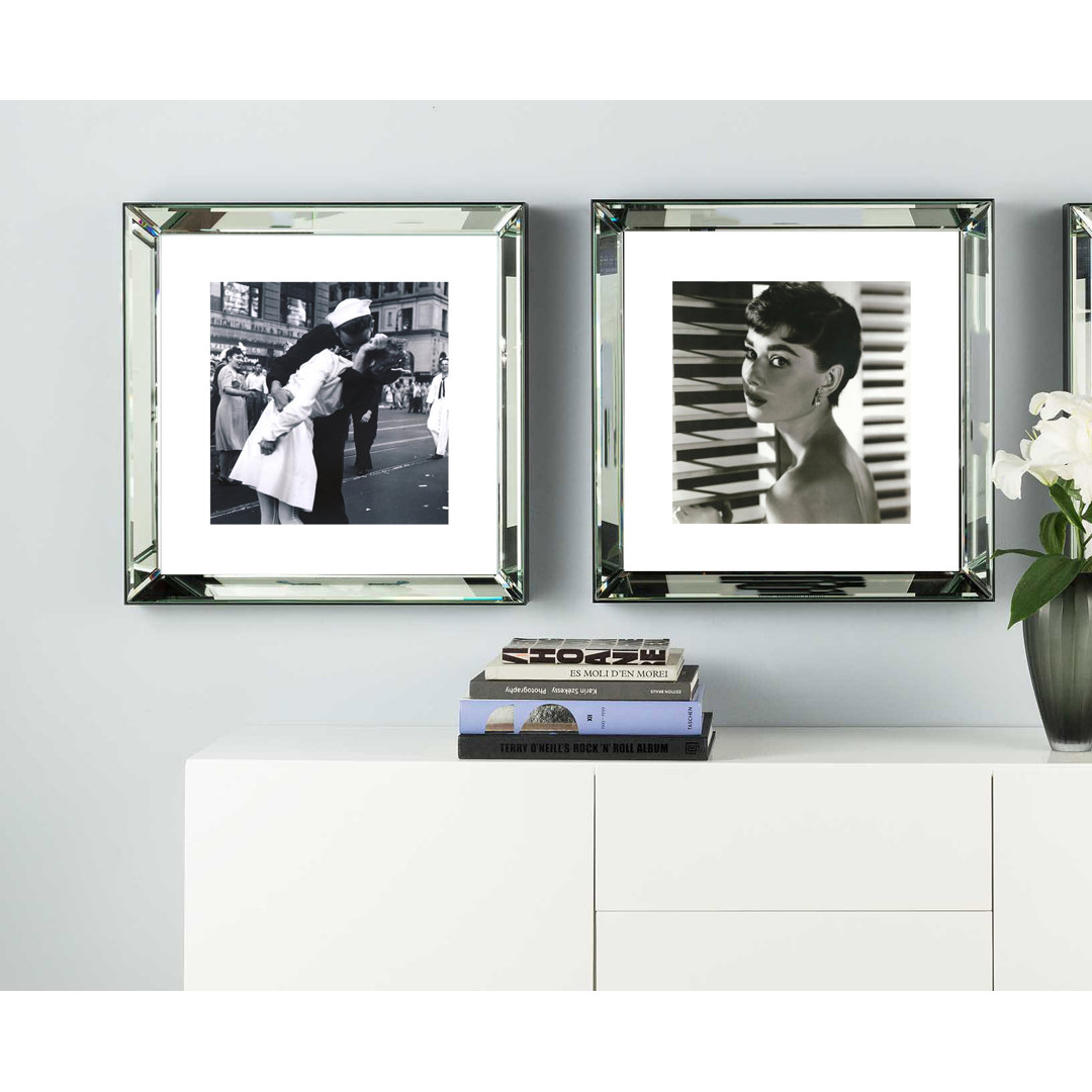 Audrey Hepburn - Single Picture Frame Print