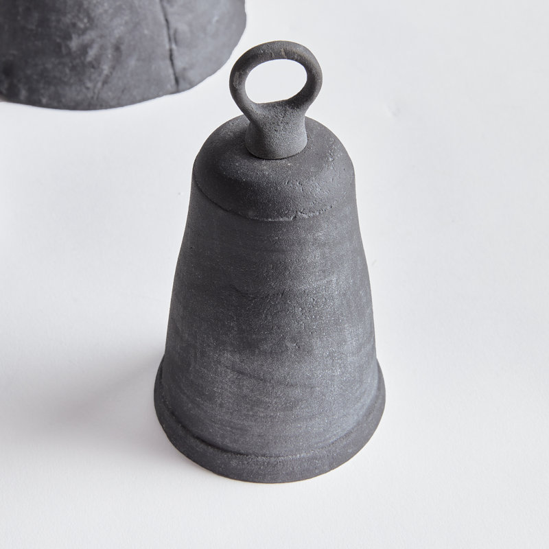 Anyanka Entertainment Bell, Black