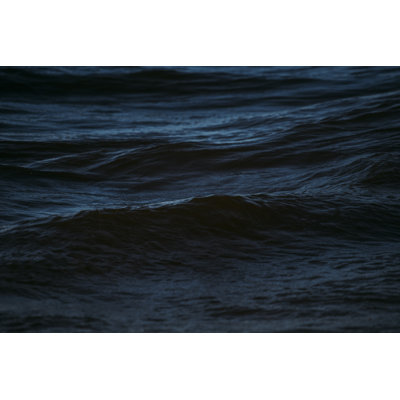 " Dark Sea Waves "