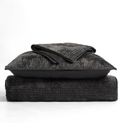 Striped Channel Velvet Quilt Set
