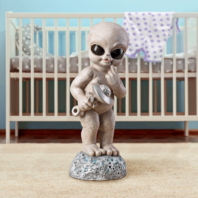 Zeta the Toddler, Baby Alien Figurine