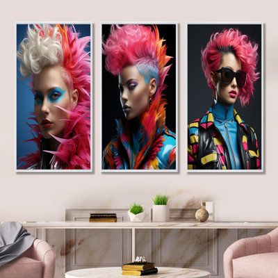 Avant-garde glam et pop art, femme avec Mohawk I - femme, art pop art sur toile, ensemble de 3