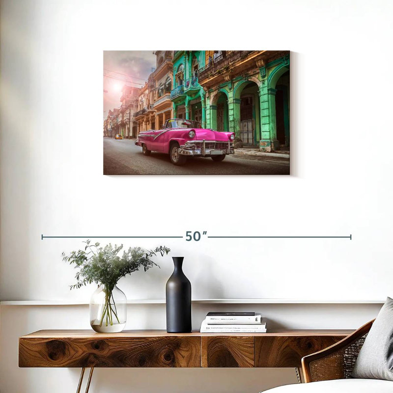 Voiture classique rose, H 20 po x l 30 po