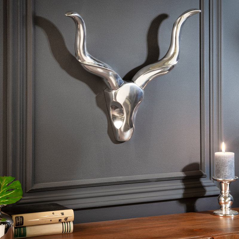 Animals Wall Decor on Metal, Silver