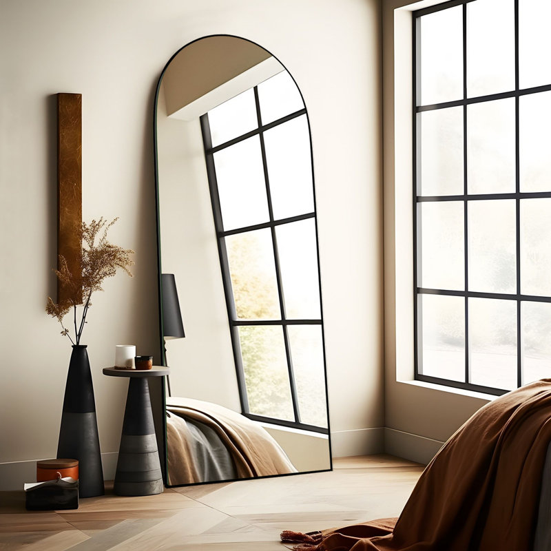 Miroir pleine grandeur surdimensionné et arqué en bois, 65 po x 22 po, Noir