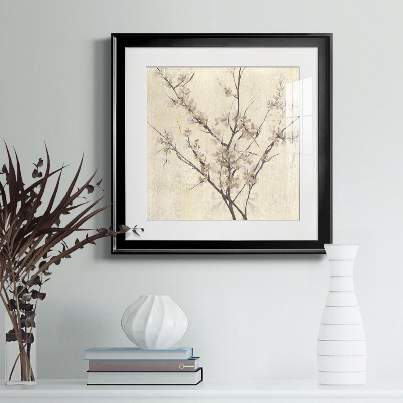 «Neutral Blossoms On Cream», reproduction encadrée de qualité supérieure - prête à être accrochée, Cadre noir