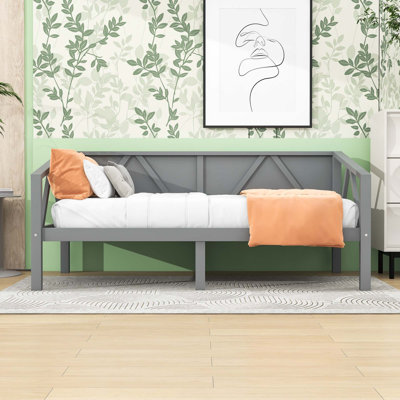 Daybed with Wood Slat Support