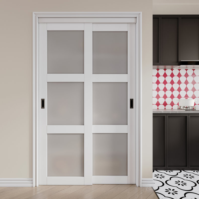 Porte coulissante en verre trempé blanc givré 3 Lite avec quincaillerie et plaque de tirage en aluminium, 48 po x 78,7 po