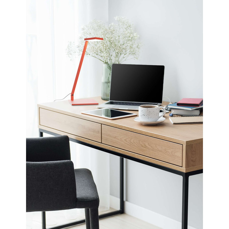 Focaccia LED Desk Table Lamp, Silver