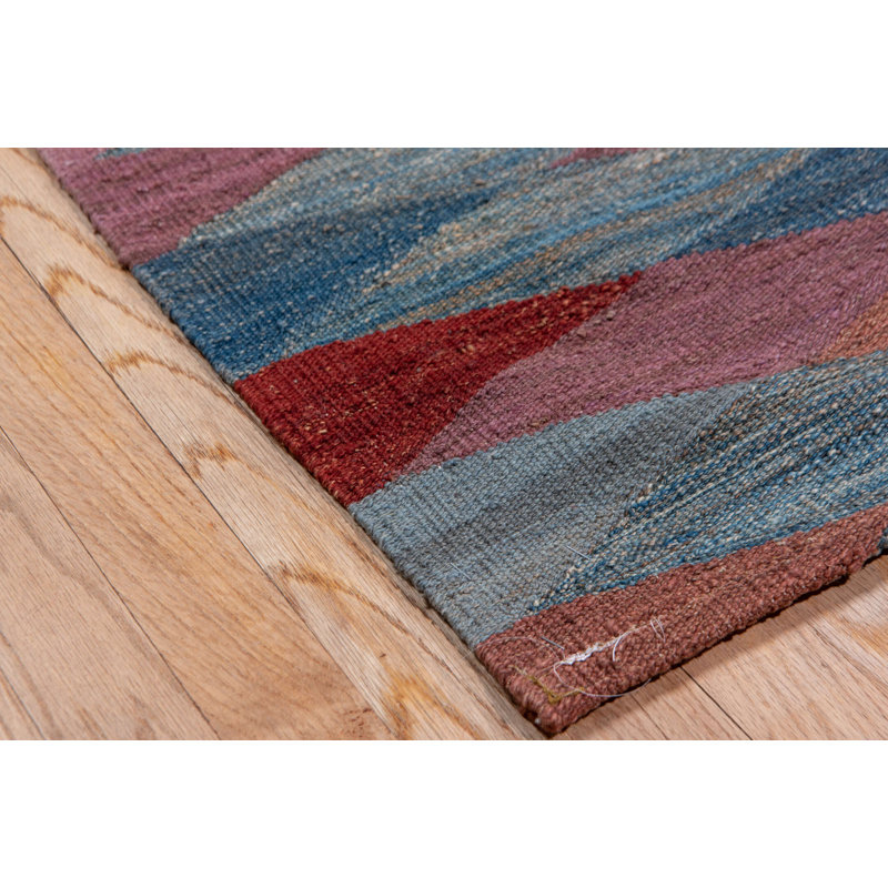 84040 Kilim