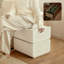 1 pièce, armoire de chevet blanche, bois massif, style crémeux, usage domestique, petite chambre à coucher, ambiance haut de gamme, style de travail du bois rétro, armoire de rangement.-260386327