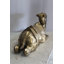 Statue de chameau en métal de la collection Nifao, désert majestueux pour votre décor 24 po x 9 po x H 13 po