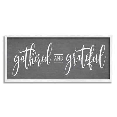 «Gathered and Grateful Fancy Cursive Thankful Family» par Lettred and Lined - cadre flottant, art textuel sur bois