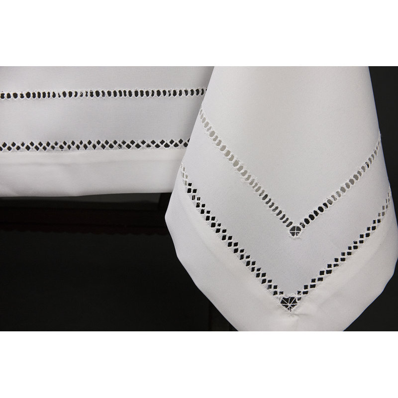 Nappe Goudy, Blanc, L 120 po x l 65 po