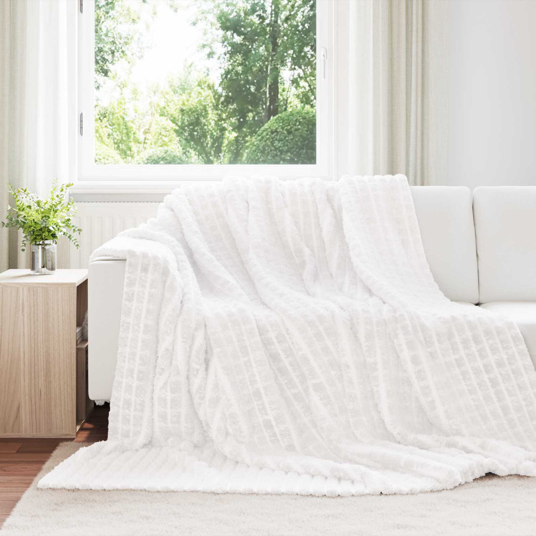 5.2-31 Throw Blanket