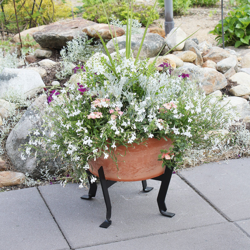 Pot de fleurs Urrutia, H 17,5 po x l 13 po x P 13 po