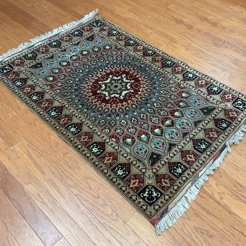 Tapis rectangulaire en laine de conception unique 3 pi 4 po x 5 pi Orietto