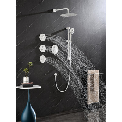 Système de douche: Fixation murale en laiton blanc avec tête, douchette à main, barre coulissante, ensemble de conception de jet pour le corps, y compris le bar et les jets pour le corps