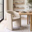 Ensemble de table de salle à manger extensible en placage de bois 72"–104" avec 6 fauteuils en chenille-697601971