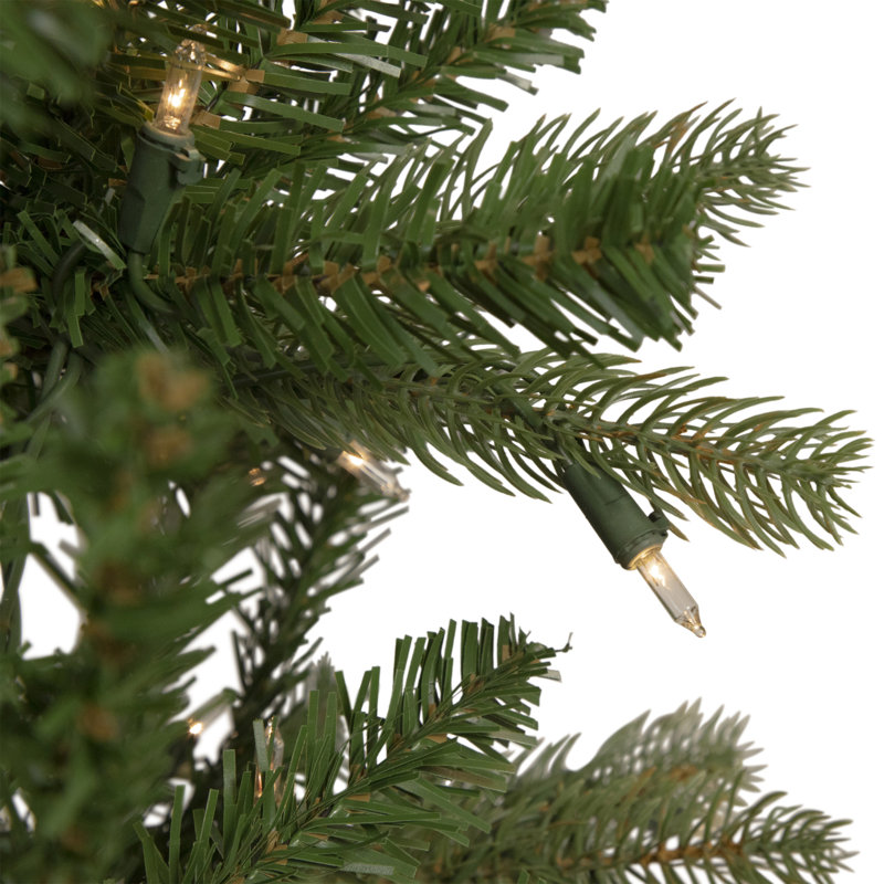 Sapin de Noël artificiel 7,5 pi pré-éclairé avec lumières Wicklow Noble