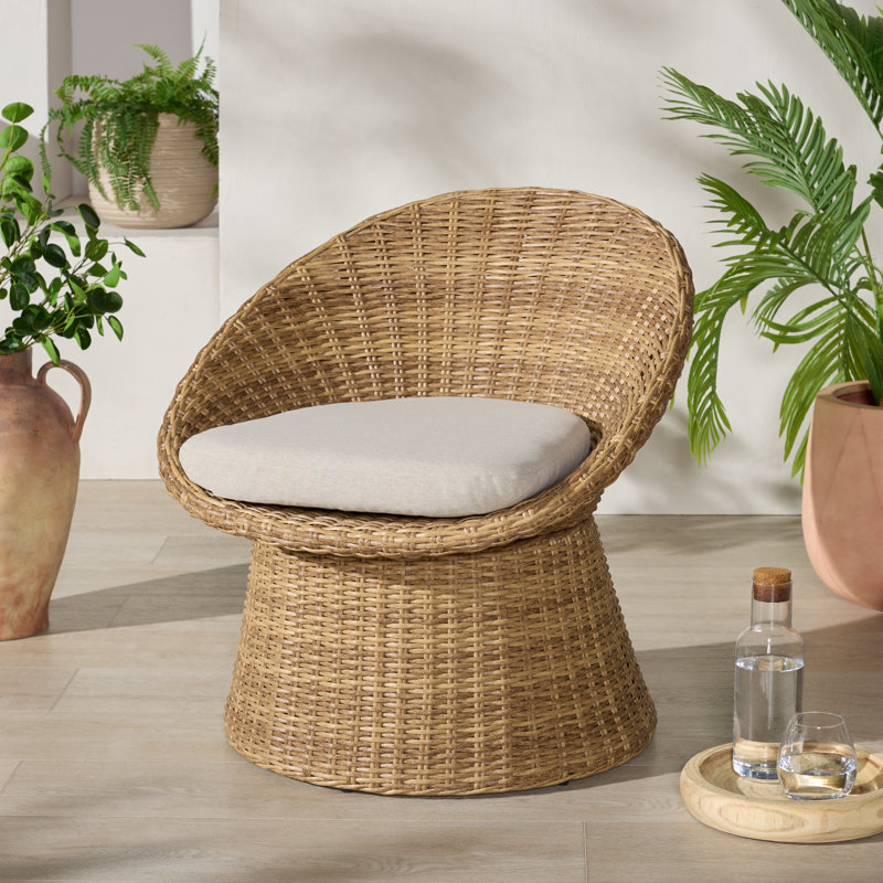 Chaise de patio en osier Lynsee