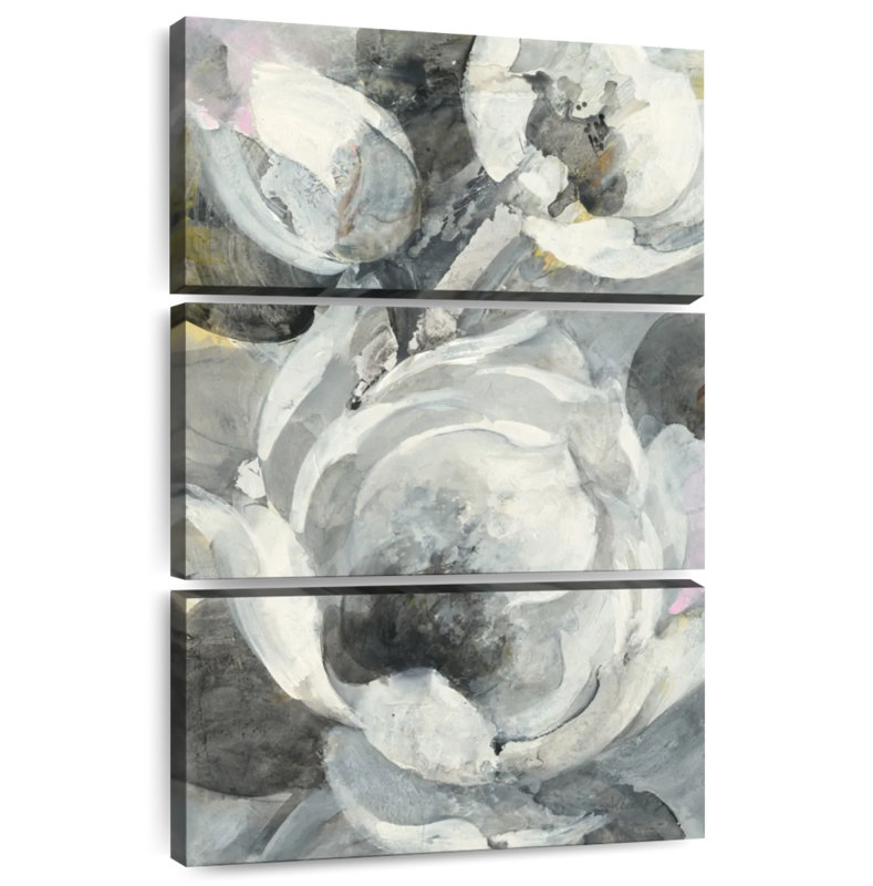 Harnek White Delight I, 38" H x 24" W