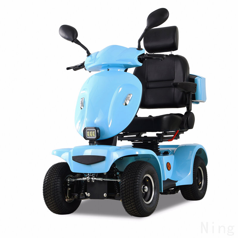 Scooters de mobilité pour personnes âgées et tout terrain. Scooter de voyage robuste