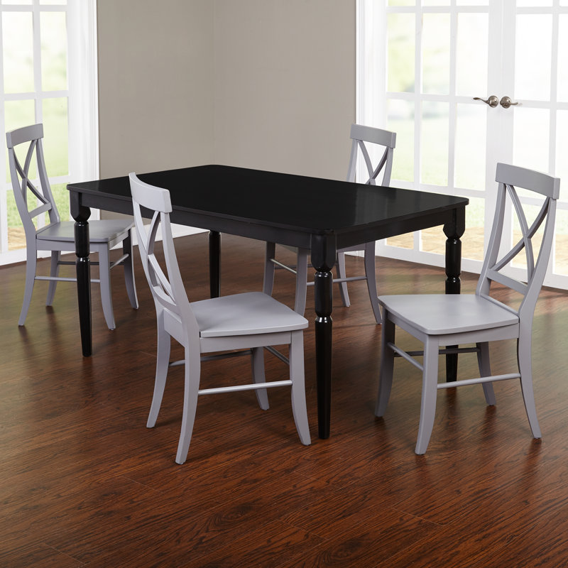 Ensemble de salle à manger Bellmead, Table noire avec chaises grises, 5-Piece Set (1 Table, 4 Chairs)