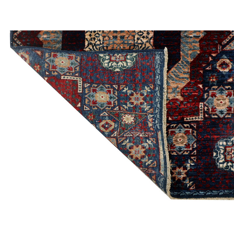 Hand Woven Wool Oriental Area Rug