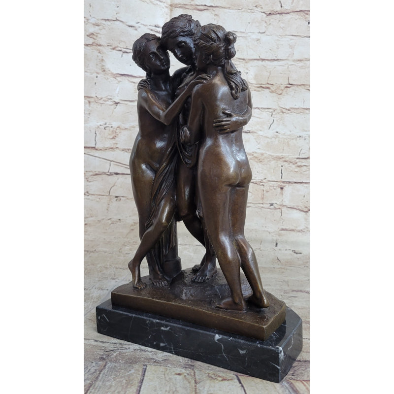 Figurines et sculptures Teaghen