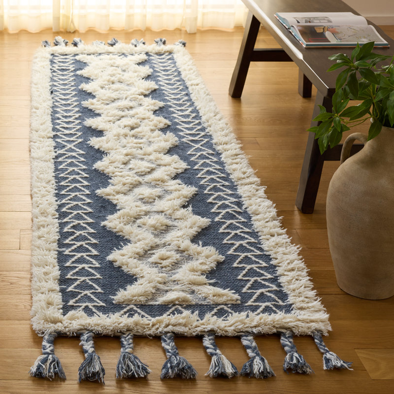Southsea Natura Hand Woven Wool Southwestern Rug, Runner 2'3" x 8'