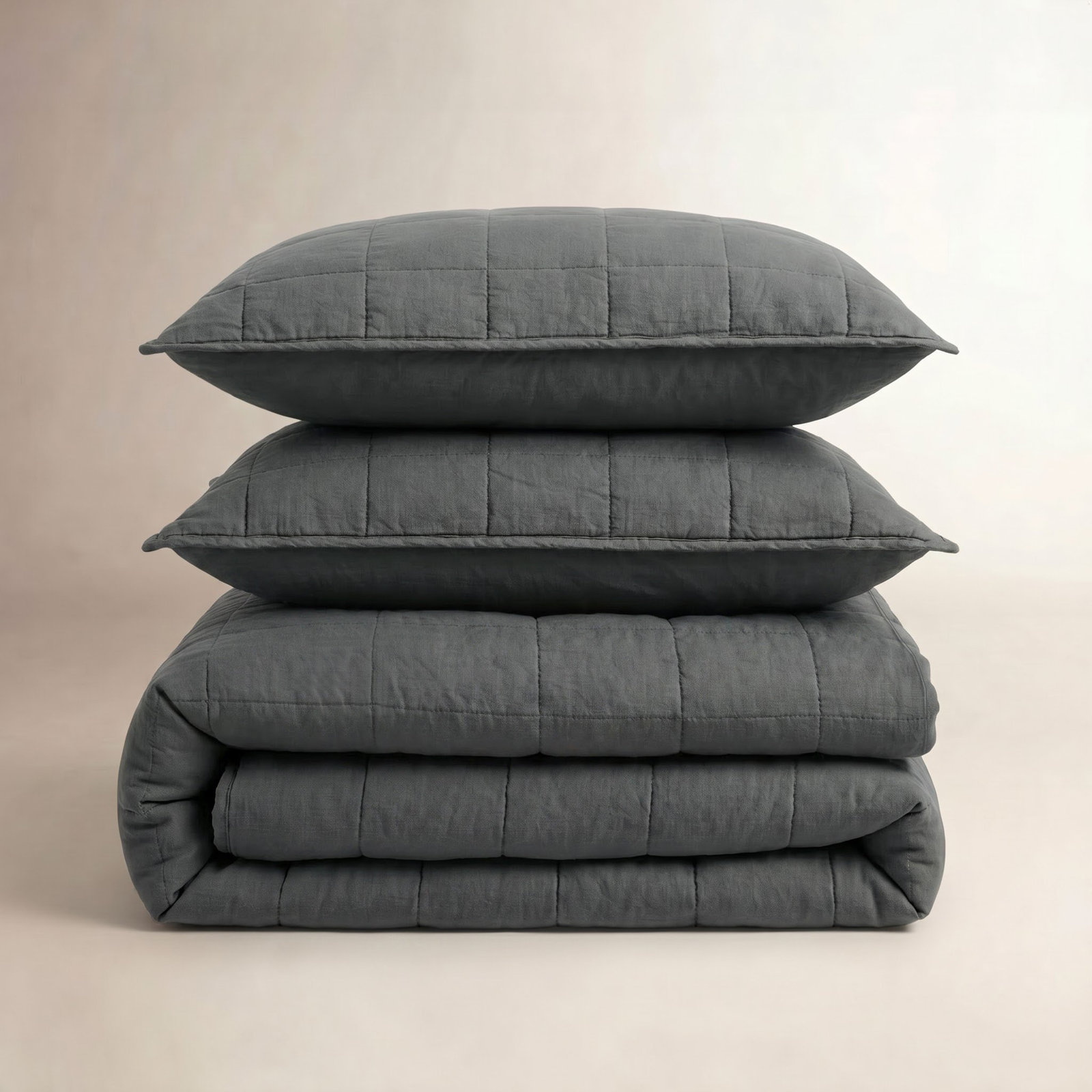 Ester Percale Quilt Set, Queen Quilt + 2 Queen Shams, Charcoal