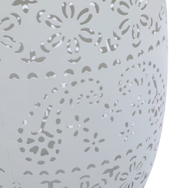 Table d'appoint solaire en fer blanc, multi-usage pour le bureau et le balcon, jette un motif de fleurs en forme de table alimentée par la nuit