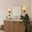 Élégant miroir encadré en aluminium avec coin arrondi pour une décoration intérieure élégante-508619670-512941711-513305235