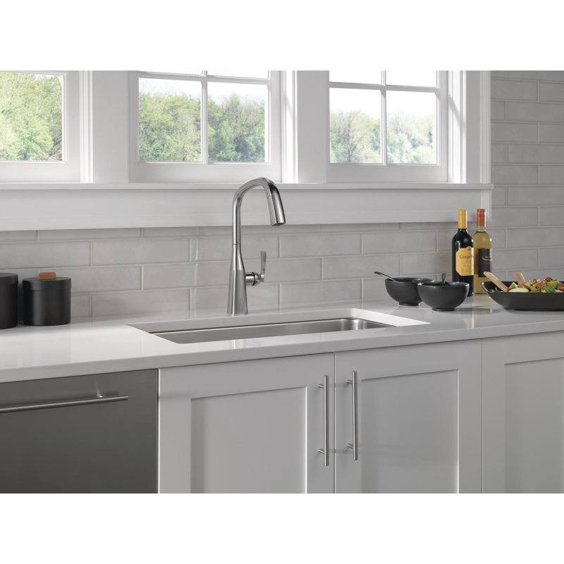 Stryke Pull Down Single Handle Kitchen Faucet, Arctic Stainless