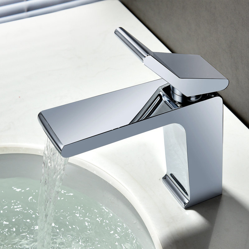 Robinet de salle de bain à un trou avec drain, Chrome