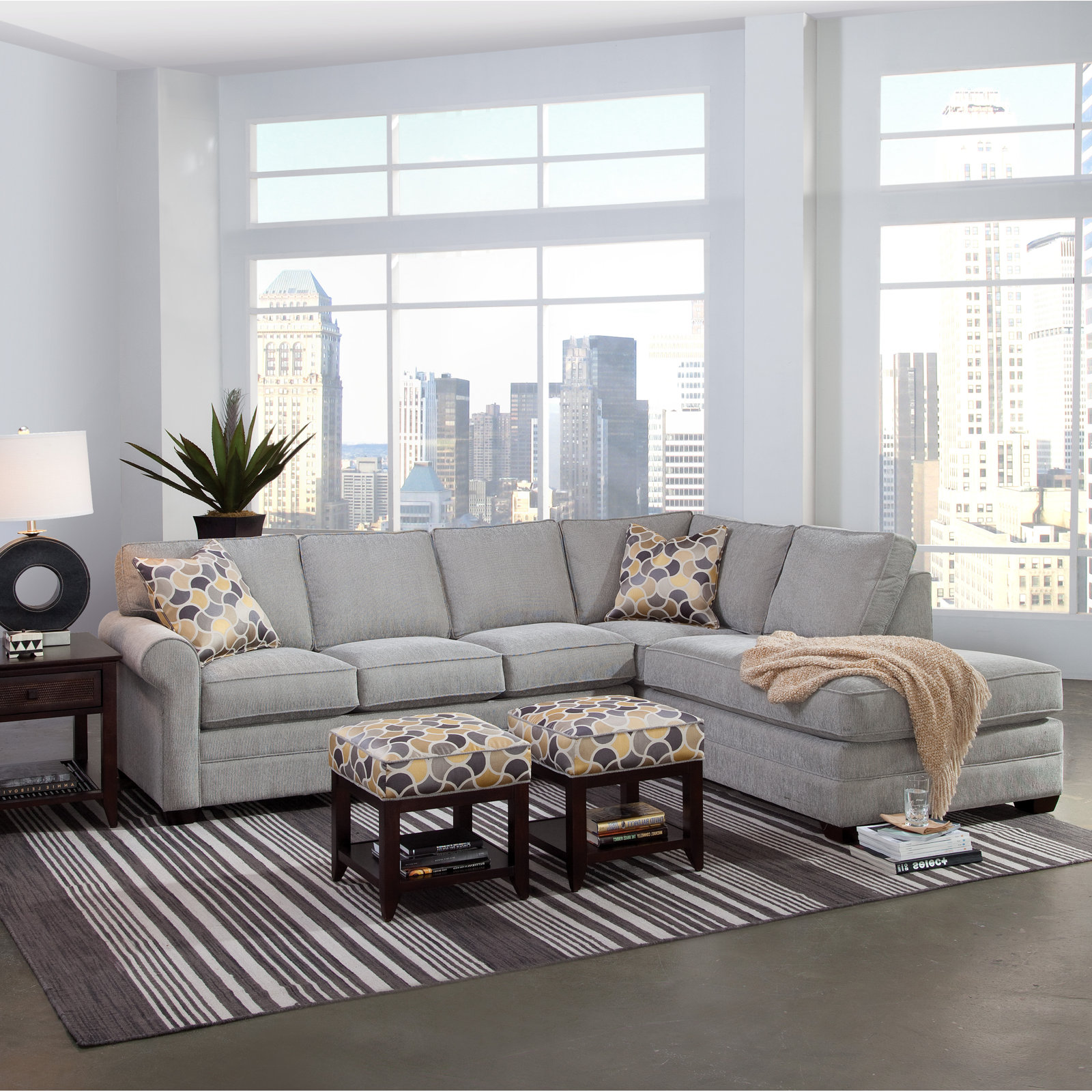 Bedford Sectional, Basic Gray; 0317-83, Black, Right Hand Facing