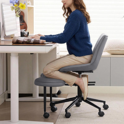 Chaise de bureau ergonomique à jambes croisées avec roulettes, pivotante à 360° et réglable en hauteur, idéale pour la méditation.