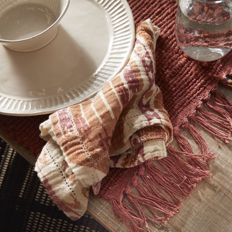 Woven Cotton Tone-on-Tone Patterned Dinner Napkin in Spice/Natural