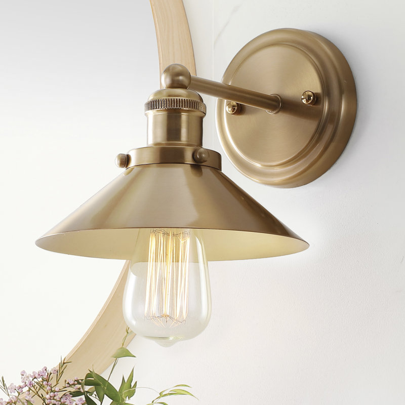 Bagatelle Industrial Farmhouse Metal Vanity Light, Brass Gold, 1