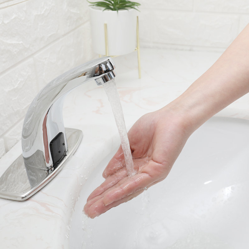 Single-Hole Bathroom Faucet, Polished Chrome