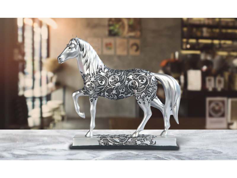 Figurine cheval 8 "