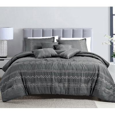 Polyester Geometric Shapes Comforter Set