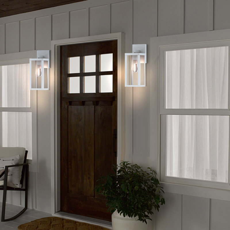 Lanterne murale d'extérieur avec finition blanc cassé, H 13,3 po x l 5 po x P 6 po, Blanc cassé / blanc
